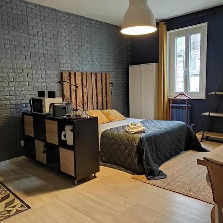 Vintage Beauvoisine Apartment Rouen
